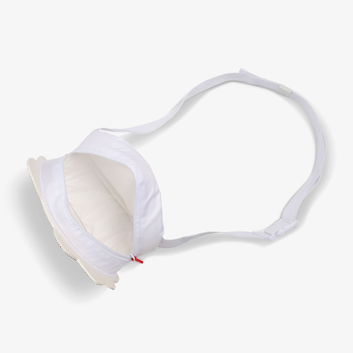 hello-kitty-classic-fanny-pack-k8 00027928-O2_ae2669ba-64a8-48bc-b8c3-bc035c959835.jpg
