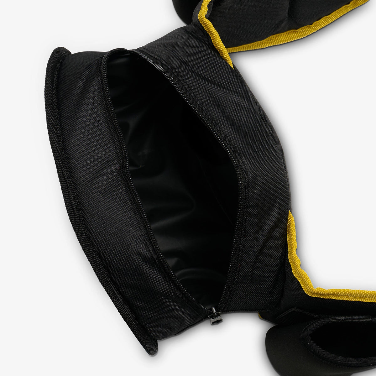 dc-super-heroes-batmantm-belt-fanny-pack-cooler-x6 00027936-O2.jpg