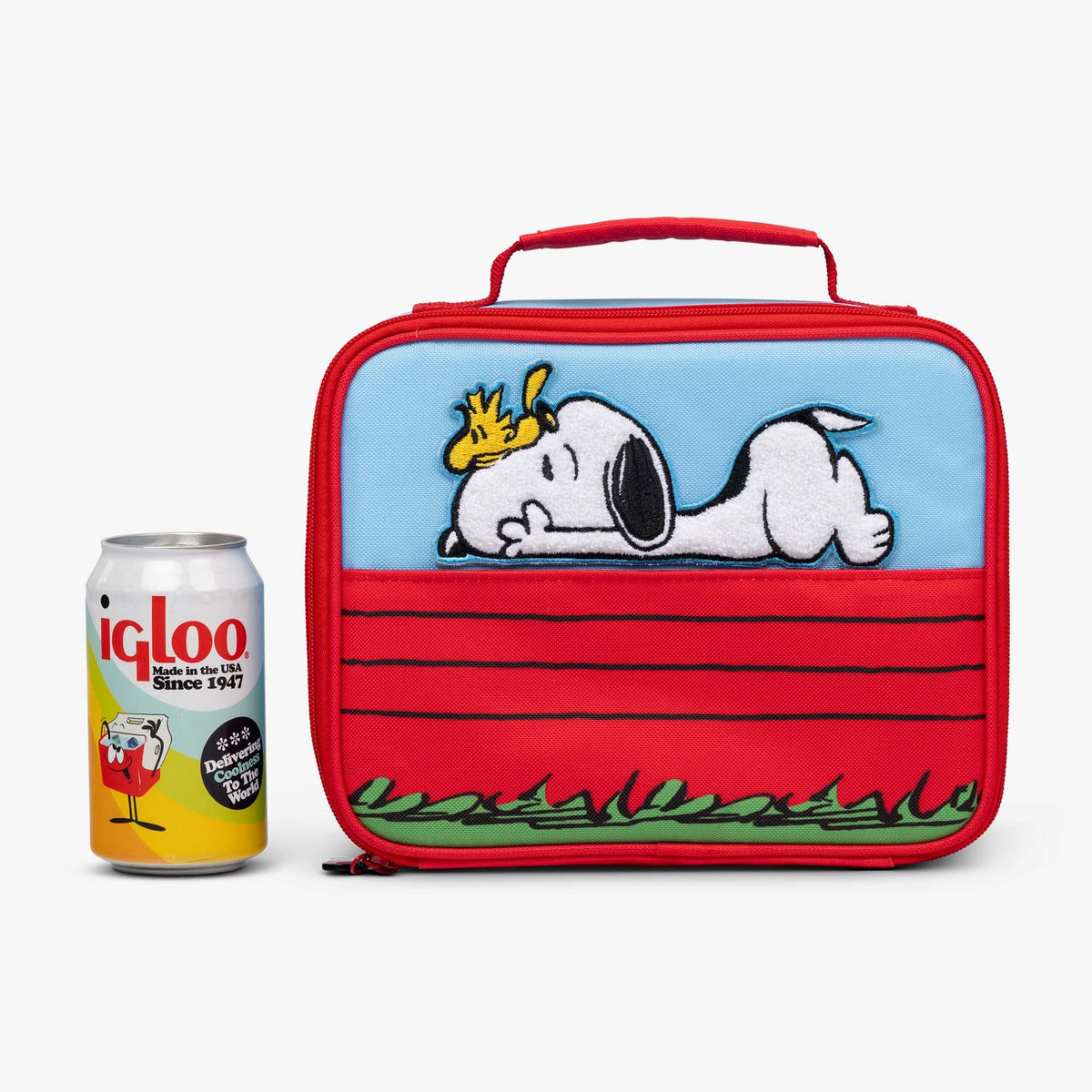 snoopy-s-doghouse-horizontal-lunch-cooler-bag-c2 00028034-P.jpg