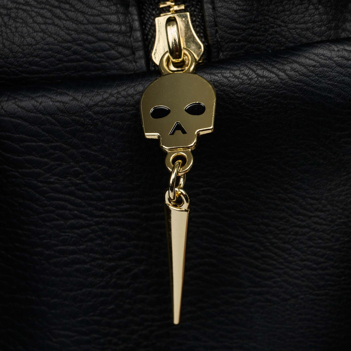 liquid-death-coffin-crossbody-cooler-bag-q7 00028055-Z.jpg