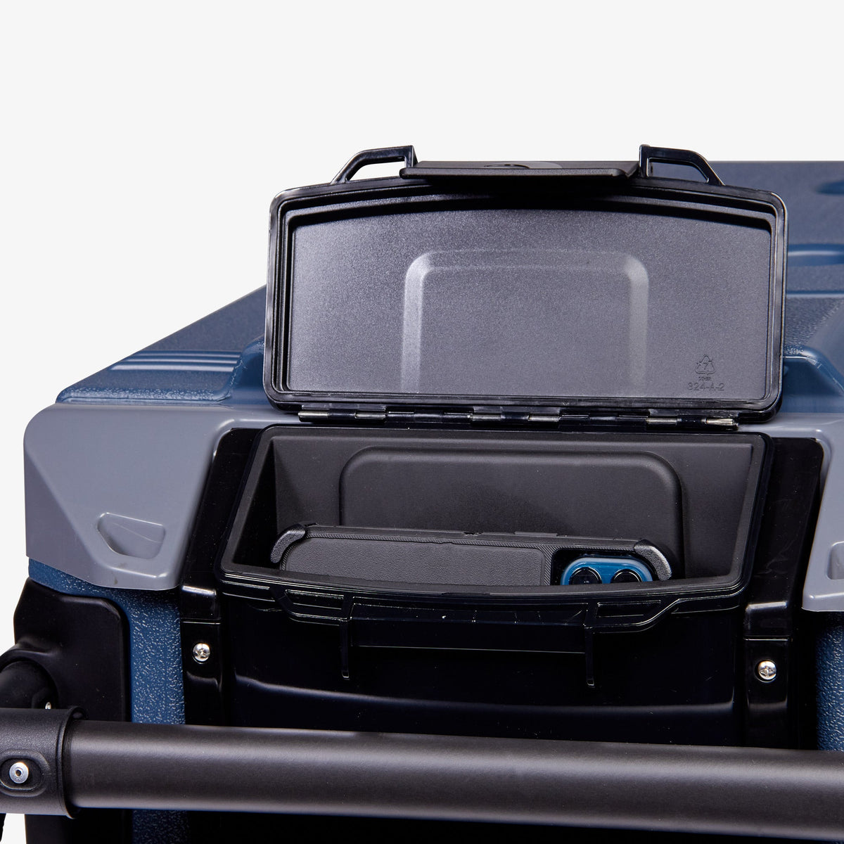 trailmate-journey-70-qt-cooler-z7 00034127_7.jpg