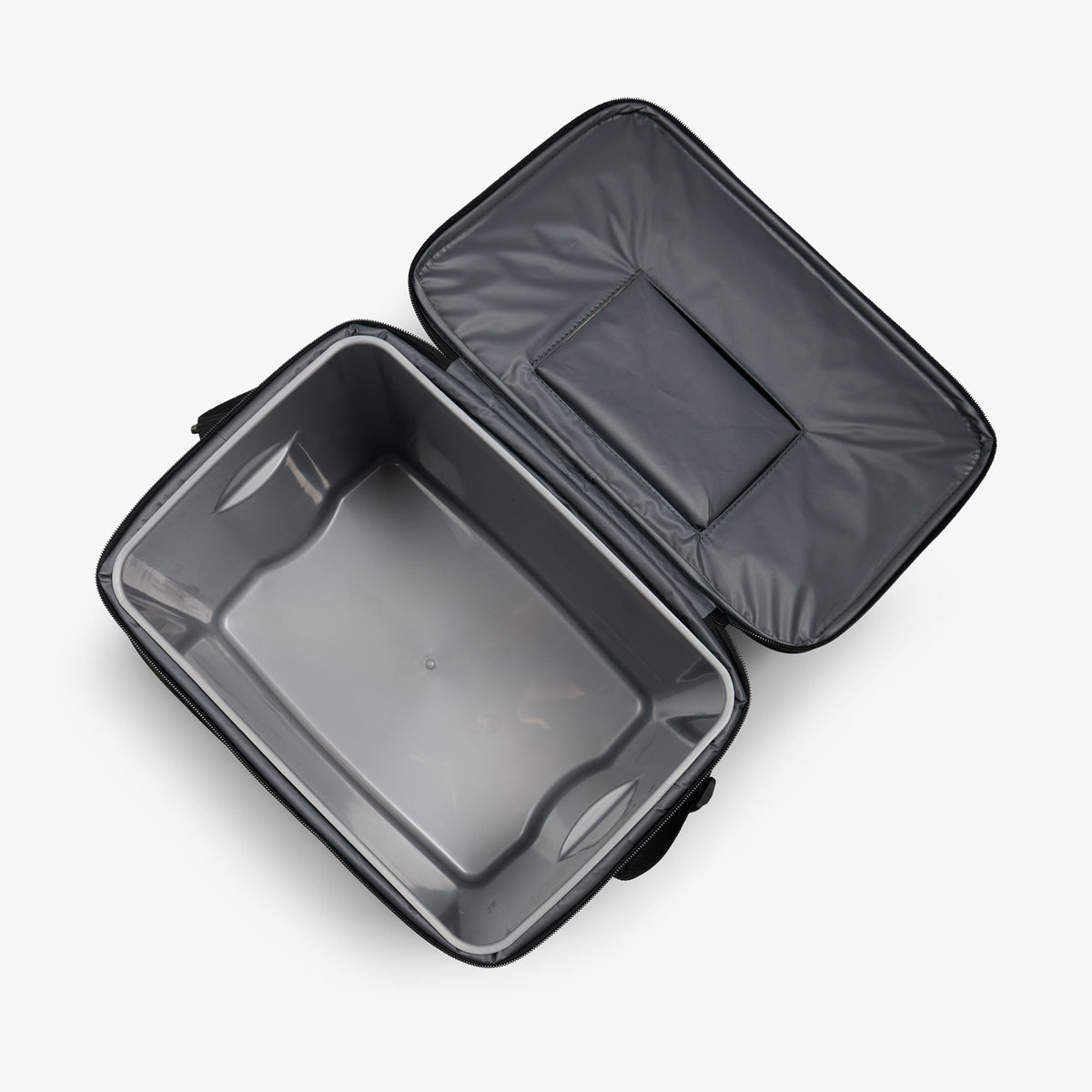realtree-apx-hlc-28-can-bag-d9 00064354-O2-2025.jpg
