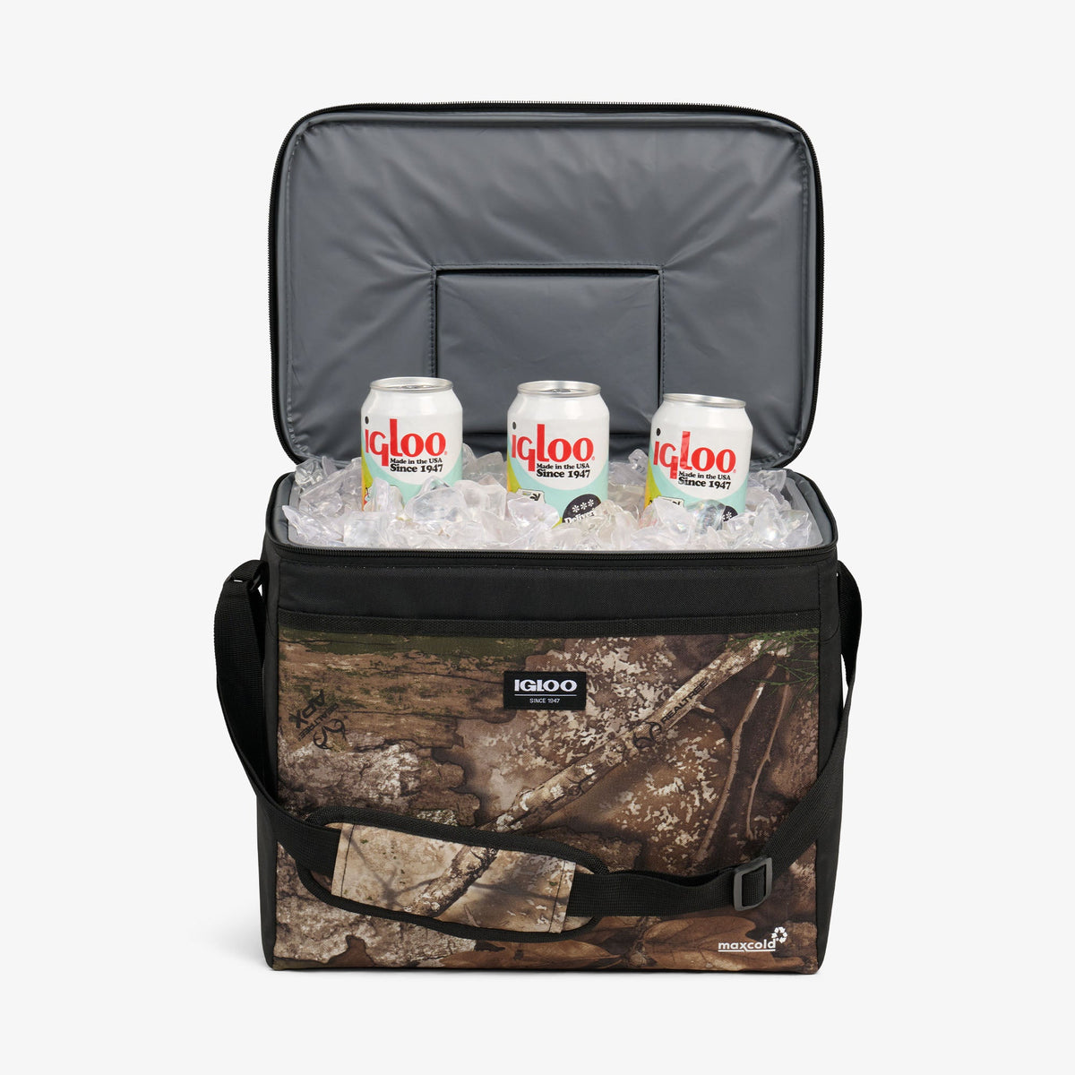 realtree-apx-hlc-28-can-bag-d9 00064354-P4-2025.jpg