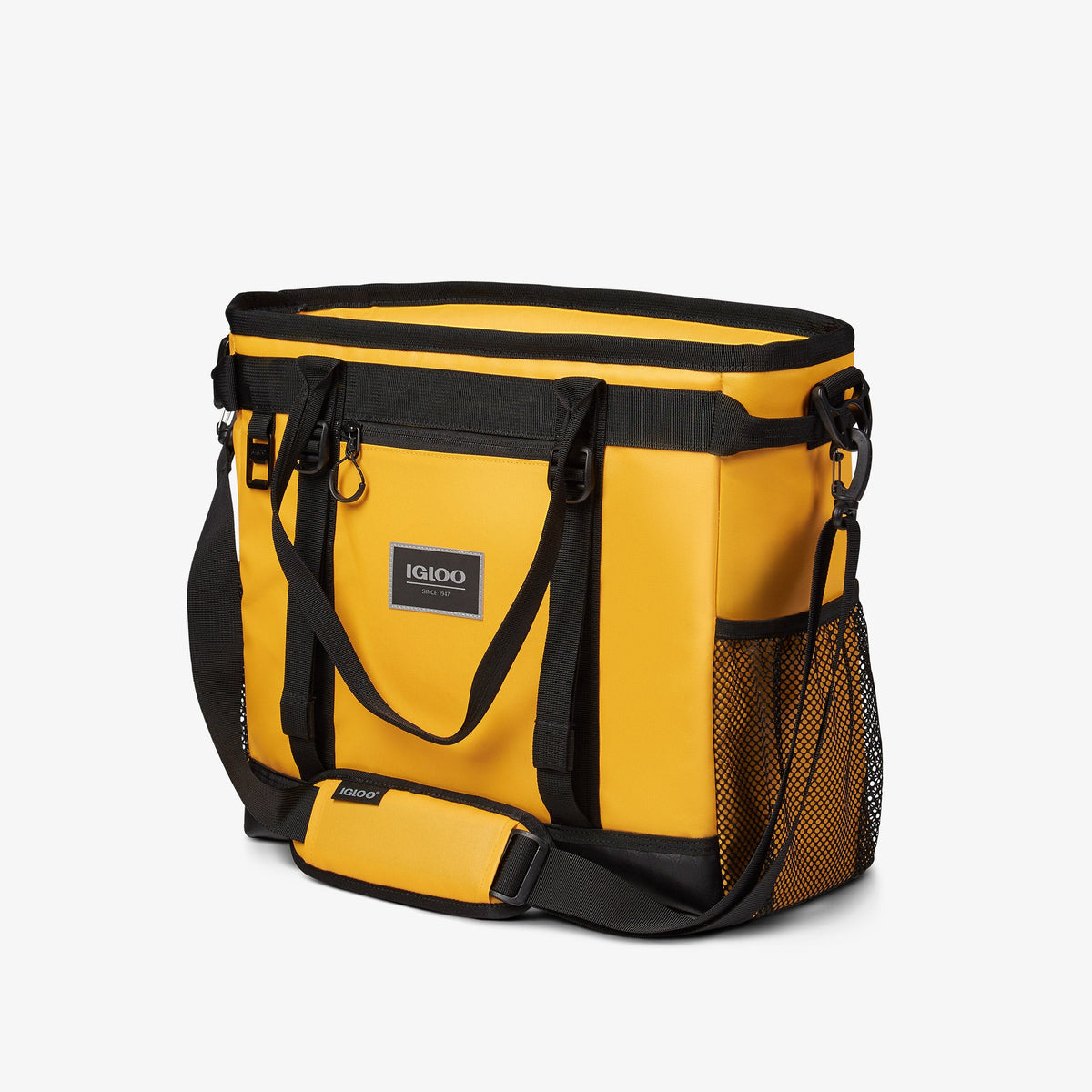 pursuit-30-can-tote-b1 00065993_2.jpg