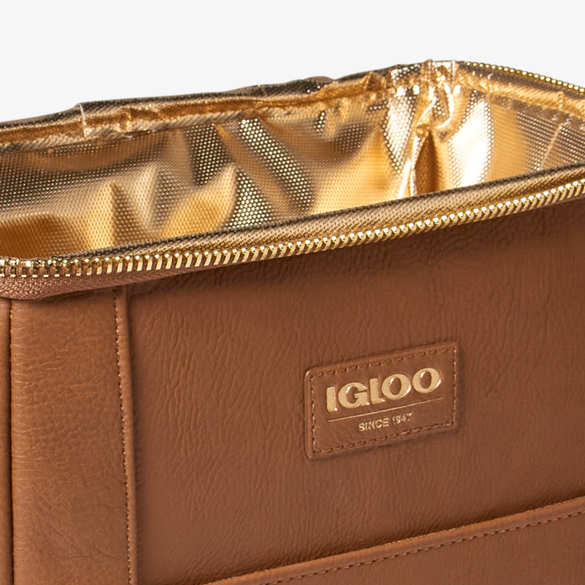 igloo-luxe-mini-convertible-backpack-j3 00066043_D2.jpg