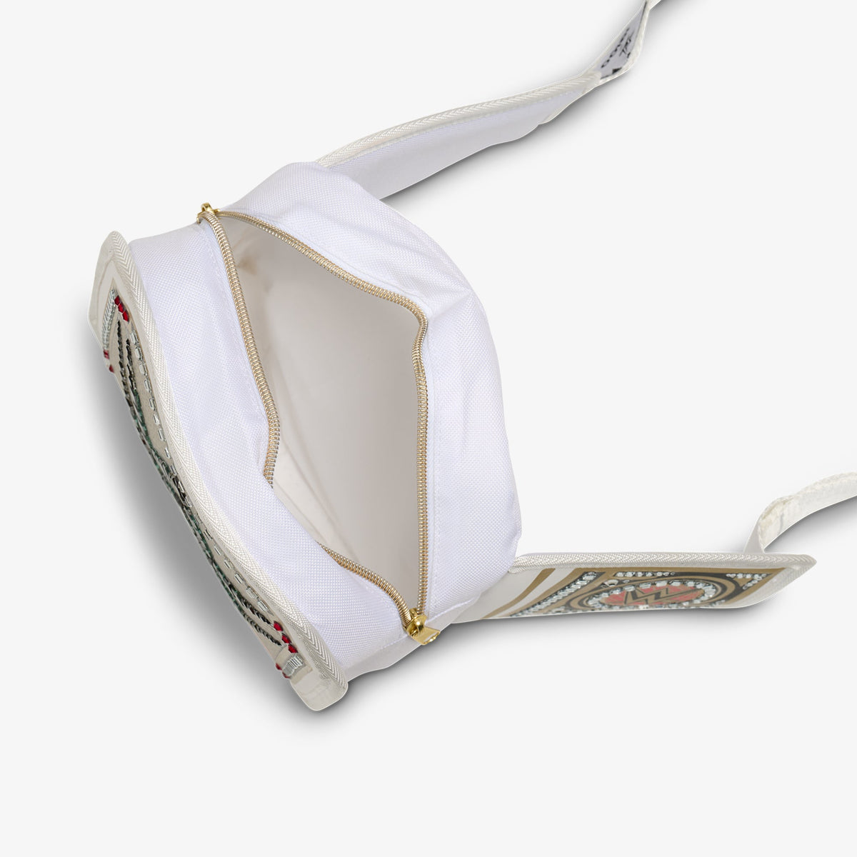 wwe-women-s-championship-fanny-pack-y5 00066640-O2.jpg