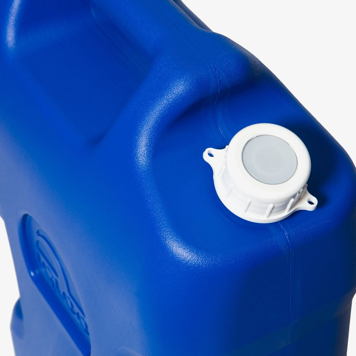 6-gallon-water-container-t6 42154-6-gallon-water-container-ii-majestic-blue-top.jpg